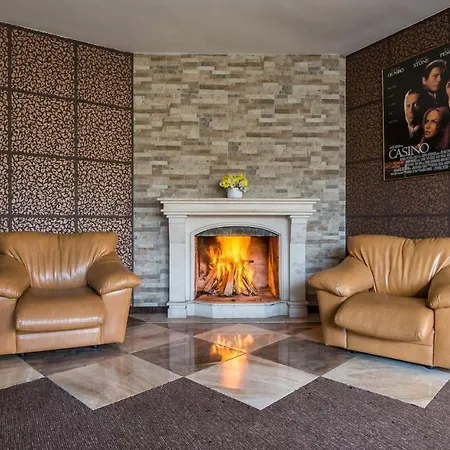 Royal Borovets Hotel 3*