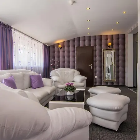 Royal Borovets Хотел 3*